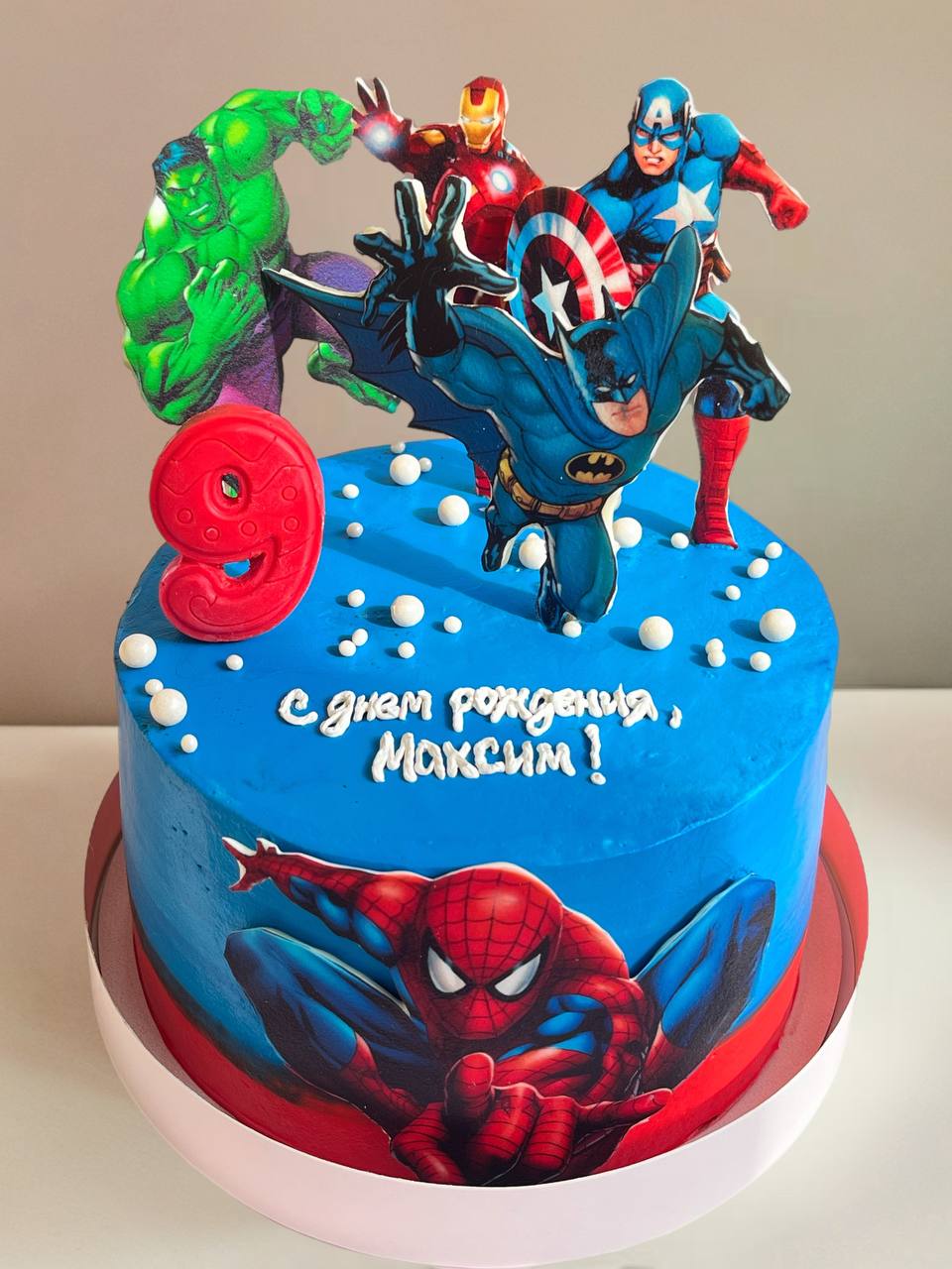 Торт с супергероями